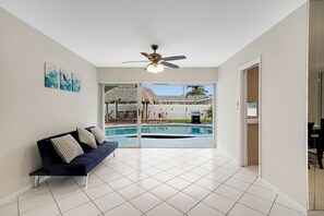 Pool - NEW! Spacious Retreat Heated Pool Central Spot (Fort Lauderdale)