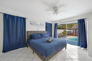 4 bedrooms, WiFi, bed sheets - NEW! Spacious Retreat Heated Pool Central Spot (Fort Lauderdale)