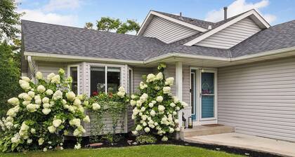 Waconia Home: spacious 2300sq ft 3BR w/game room