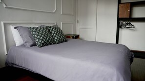 5 dormitorios, tabla de planchar con plancha, wifi y ropa de cama