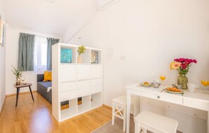Interior - Stunning apartment in Veli Losinj (Veli Losinj)