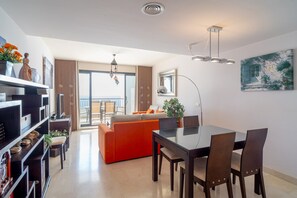 Dining - Apartment in Torrox With Sea Views (Torrox)