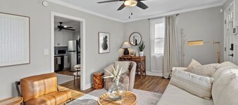 MinsDwntwn, Arena, Vista, USC 2 beds, 1 bath private parking, pets West Columbia