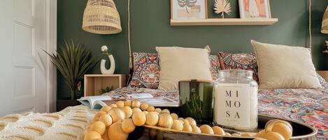 1 chambre, fer et planche à repasser, Wi-Fi gratuit, draps fournis