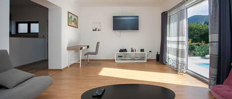 Älytelevisio, takka