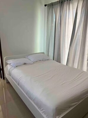 1 bedroom, iron/ironing board, WiFi, bed sheets - Hato Rey Room with Open Terrace 304 (San Juan)