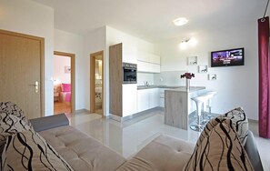 1 bedroom, free WiFi - Gorgeous apartment in Makarska with lake view (Makarska)