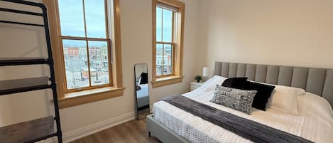 2 soverom, strykejern/-brett, wi-fi (inkludert) og sengetøy