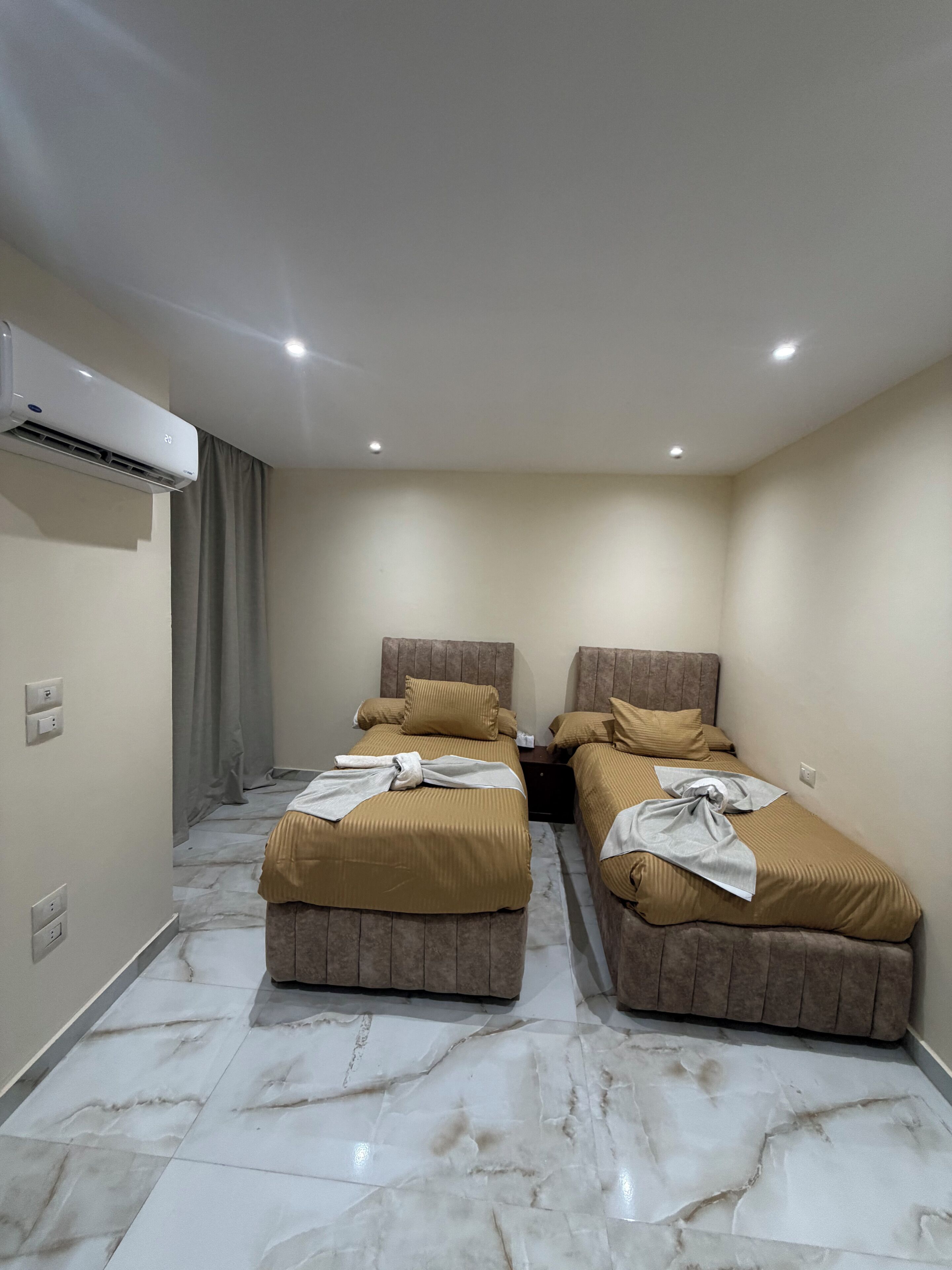Ropa de cama de alta calidad y colchones con efecto memoria 