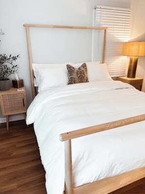 2 bedrooms, desk, free WiFi, bed sheets