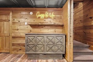 Apartment - Black Bear Bungalow by Beyond Expectations (Gatlinburg)