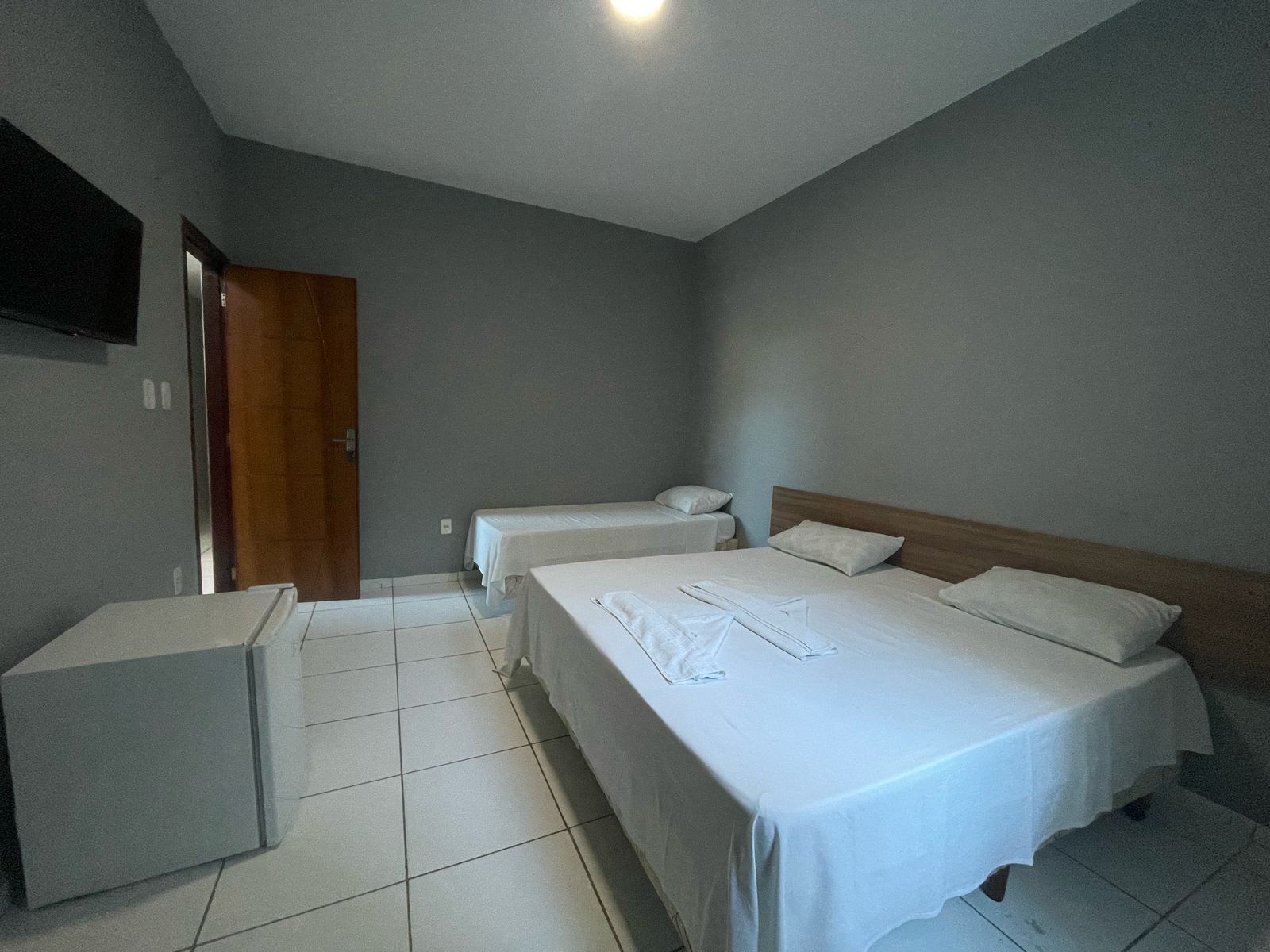 Comfort Triple Room, Pets Allowed, Lake View | Free WiFi