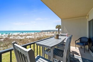 Exterior - Emerald Towers West 1006 - Breezy Beachcomber (Fort Walton Beach)