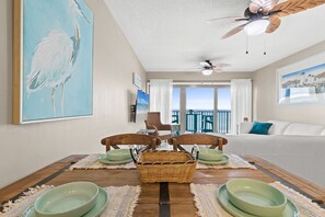 Interior - Emerald Towers West 3001 - Cozy Cove (Fort Walton Beach)
