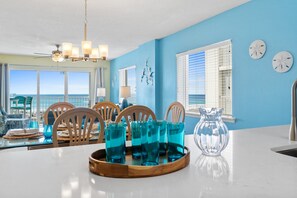 Interior - Gulf Dunes 210 - Coastal Charm (Fort Walton Beach)