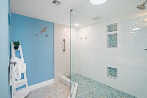 Interior - Gulf Dunes 210 - Coastal Charm (Fort Walton Beach)