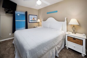 Interior - Islander 5006 - Ocean Star (Fort Walton Beach)