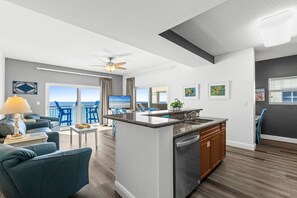 Interior - Pelican Isle 613 - Salty Sunsets (Fort Walton Beach)