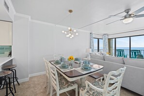 Interior - Gulfside 401 - Sunny Side Up (Fort Walton Beach)