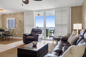 Interior - Dune Pointe 402 - Shells, Surf & Sea Turtles (Fort Walton Beach)
