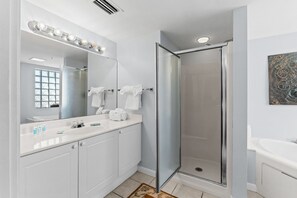 Interior - Dune Pointe 402 - Shells, Surf & Sea Turtles (Fort Walton Beach)