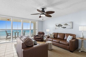 Interior - Dune Pointe 402 - Shells, Surf & Sea Turtles (Fort Walton Beach)