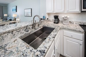 Interior - Gulf Dunes 604 - Shoreline Chic (Fort Walton Beach)