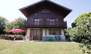 Exterior - Chalets for 10 People (Viviers-du-Lac)