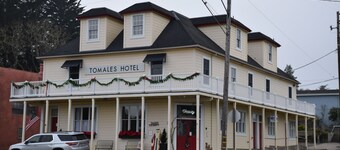 Minutes to Dillon Beach, Tomales Bay & Point Reyes—Coastal Days, Peaceful Nights