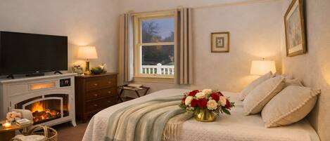 Een strijkplank/strijkijzer, gratis wifi, beddengoed