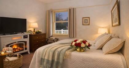 Minutes to Dillon Beach, Tomales Bay & Point Reyes—Coastal Days, Peaceful Nights