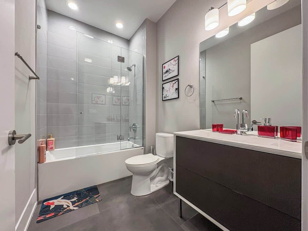 Regadera y secadora de cabello 