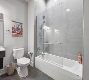 Een douche, een haardroger
