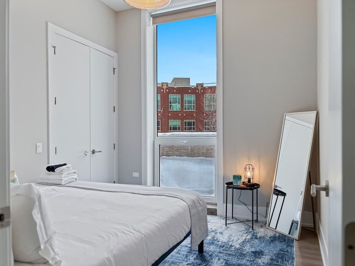 Iron/ironing board, travel cot, WiFi, bed sheets