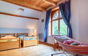 3 sovrum, strykjärn/strykbräda och gratis wi-fi