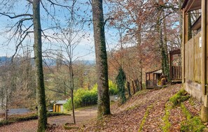 Property grounds - 2 bedroom gorgeous home in Altillac (Altillac)