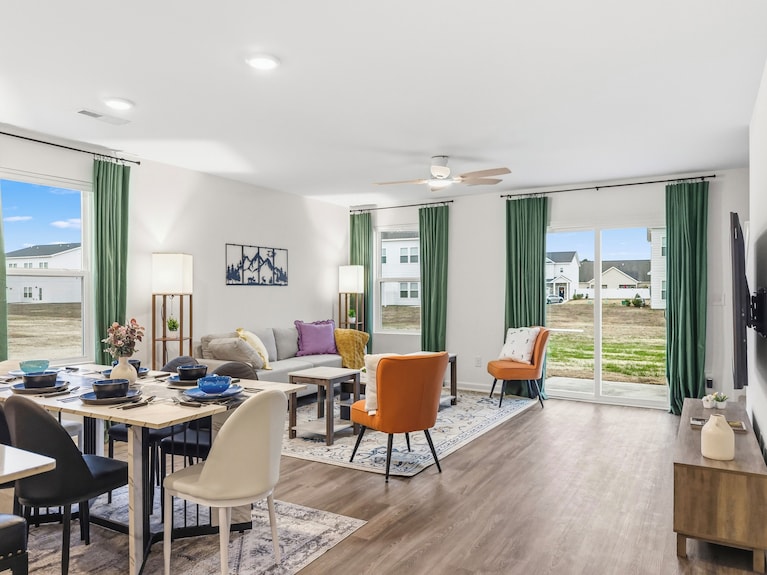 Brand New Modern 3br Duplex Near Ecu Hospital - 그린빌