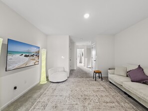 Living area - Brand New Modern 3BR Duplex • Near ECU Hospital (Greenville)
