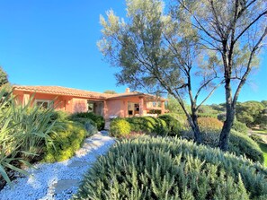 Exterior - Villa La Tour de Pinarello (Zonza)
