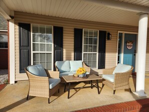 Terrace/patio - Spacious County Oasis near Tupelo (Saltillo)