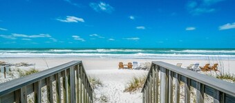 Casita Noir by Tampa Bay Hotspots & Airport!