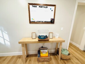 Interior - Bluebell Cottage - Renovated, No Checkout Instructions, Close to Downtown (Aiken)