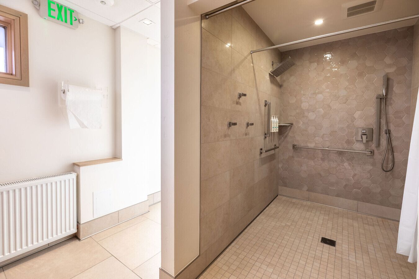 Hair dryer, towels