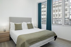 1 habitación, tabla de planchar con plancha, wifi y ropa de cama 