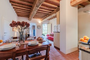 House | Living room - Apartment in Tuscany With Pool and Lucca Views (Capannori)