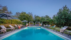 House | Pool | Outdoor pool - Apartment in Tuscany With Pool and Lucca Views (Capannori)