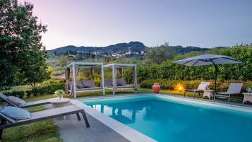 House | Pool | Outdoor pool