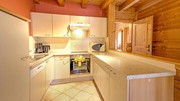 House | Private kitchen | High chair