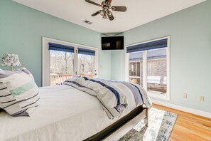 5 habitaciones, escritorio y tabla de planchar con plancha 
