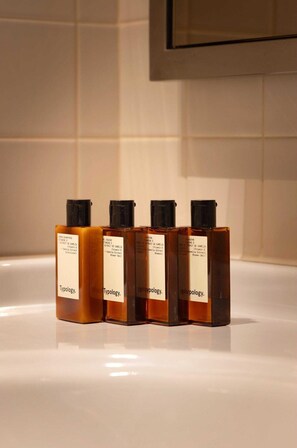 House | Bathroom amenities